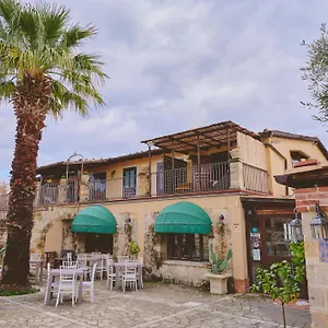 Casale Degli Ulivi Bed & Breakfast